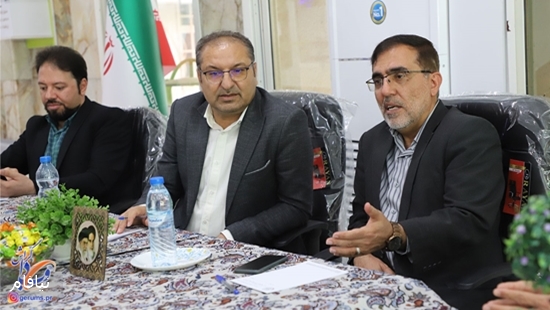 Setting up a public communication table with the presence of the president of Gerash University of Medical Sciences 